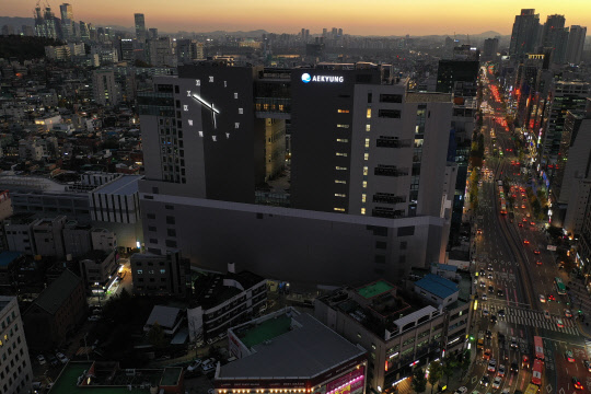 애경타워 벽시계 AK24 <애경그룹 제공>